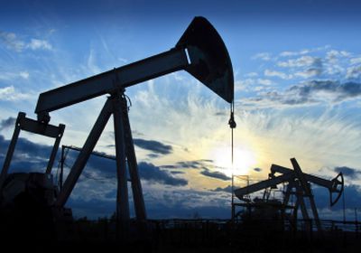 ليبيا تربط وقف إنتاج 50 ألف برميل من النفط بخلاف مع شركة ألمانية