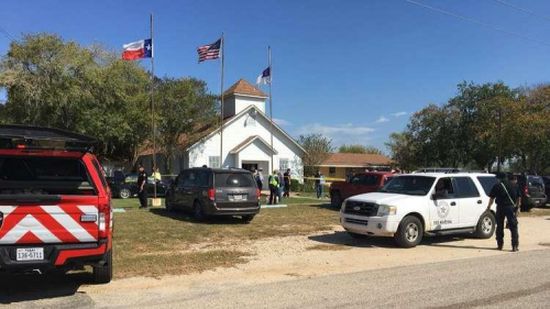 مسلح يفتح النار داخل كنيسة ويقتل 10 أشخاص في تكساس الأمريكية 