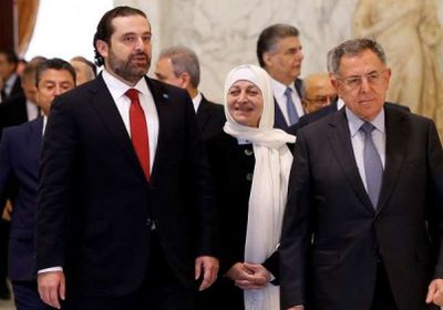 السنيورة يؤكد أن الحريري سيعود إلى لبنان