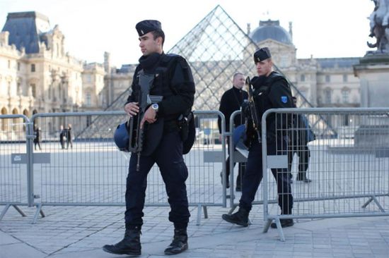 فرنسا قلقة من تهديدات "داخلية" بعد عامين من هجمات باريس