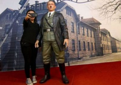 متحف في إندونيسيا يزيل تمثال هتلر بسبب "السيلفي"