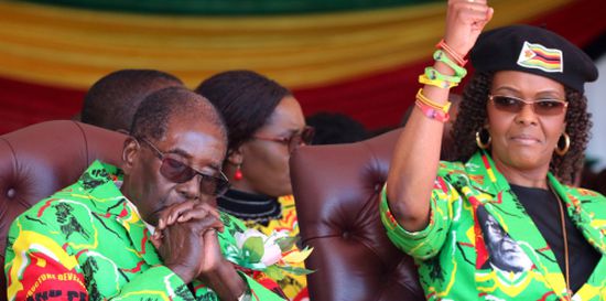 جيش زمبابوي يعلن استيلاءه على السلطة.. وتحذيرات أمريكية وبريطانية
