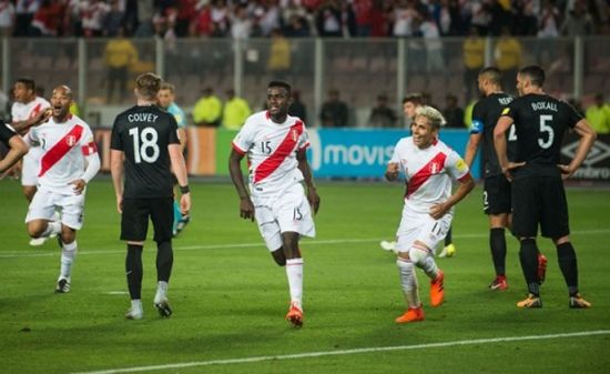 بيرو تعود إلى كأس العالم بعد 25 عاما من الغياب