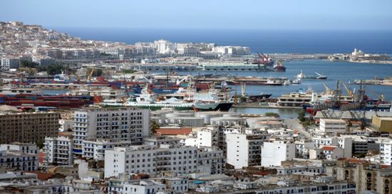 ترقب حذر يسود الجزائر مع بدء مرحلة الصمت الانتخابي