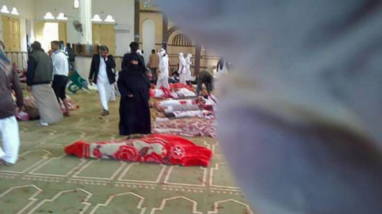 ناج من مجزرة المسجد : نمتُ تحت الجثث هرباً من الرصاص