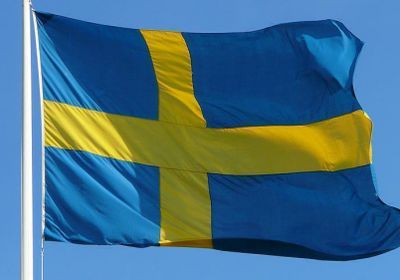 السويد.. إنهاء عضوية سياسي من حزبه بعد إساءته للمسلمين
