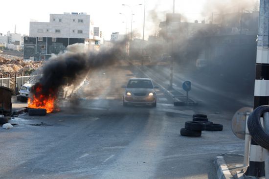 الإضراب يشلّ الضفة والقدس وغزة .. بعد قرار ترمب