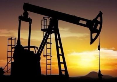 النفط يرتفع بعد تراجع المخزونات الأمريكية