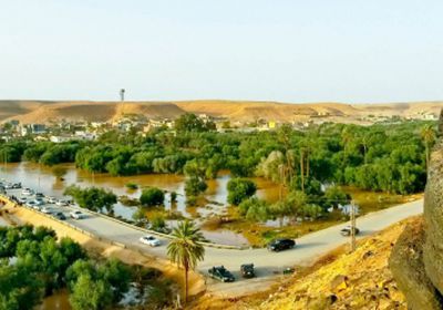 بلدة ليبية على طرف الصحراء تقدم “بيتًا آمنًا” للمهاجرين ومقبرة