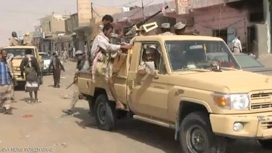 بالفيديو.. الجيش والمقاومة الجنوبية يقتحمان أحد سجون الحوثيين ببيحان  ويطلقان سراح المعتقلين 
