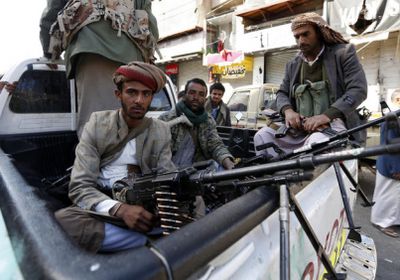 صحيفة : الحوثيون يخفون 100 خبيرأسلحة إيراني في منازل مواطنين بصعدة