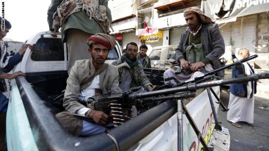 صحيفة : الحوثيون يخفون 100 خبيرأسلحة إيراني في منازل مواطنين بصعدة
