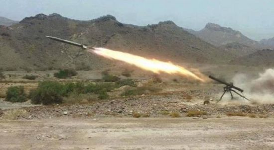 تجدد المواجهات العنيفة بين قوات الجيش ومليشيا الحوثي في جبهة مريس بالضالع