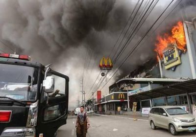 الفلبين.. حريق ضخم بمركز تسوق بمسقط رأس الرئيس