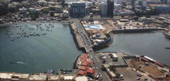 خروج منظومة الطاقة الكهربائية بعدن عن الخدمة بشكل كامل