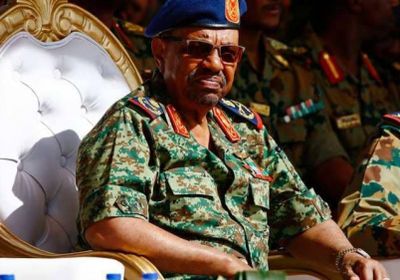 السودان.. البشير يعلن الطوارئ في ولايتين