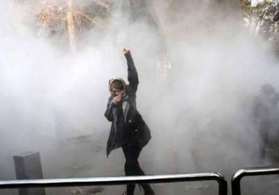 الإيرانيون يهتفون: "الموت للدكتاتور"
