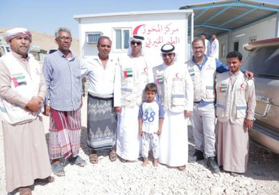 الهلال الأحمر الإماراتي يدعم مركز "ربوة خلف " الطبي في المكلا بالأدوية والمواد الطبية