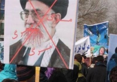 معارض إيراني: روحاني فاسد والشارع لن يهدأ