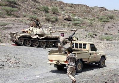 مقتل 3 عناصر من الجيش الوطني إثر قصف حوثي على موقع لهم بين محافظتي "شبوة"، و"البيضاء"