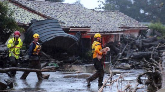 أميركا: مقتل 13 شخصاً على الأقل في انهيارات أرضية بكاليفورنيا