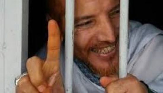 عدن : مجهولون يهاجمون منزل الاسير المرقشي ويختطفون نجليه إلى جهة مجهولة
