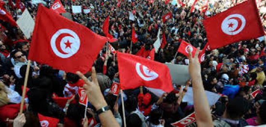 صحفي فرنسي: قطر استأجرت قناصة من جنوب إفريقيا لقتل التونسيين خلال أحداث 2011