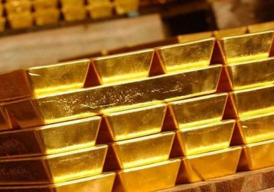 صعود الدولار يدفع الذهب للهبوط من أعلى مستوياته