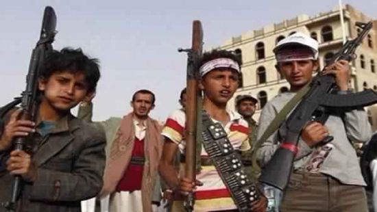 ميليشيات الحوثي تخطف 33 طفلاً في صعدة أمام أعين أسرهم عنوة