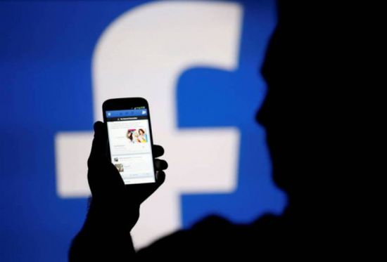 فيس بوك سيطلب من المستخدمين تقييم الأخبار على الشبكة الإجتماعية
