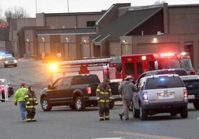 مقتل وإصابة 14 علي يد طالب ثانوي في مدرسة بأمريكا