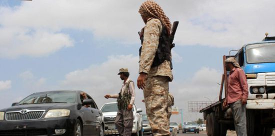سقوط 7 مدنيين من عائلة واحدة باستهداف سيارتهم في اشتباكات عدن