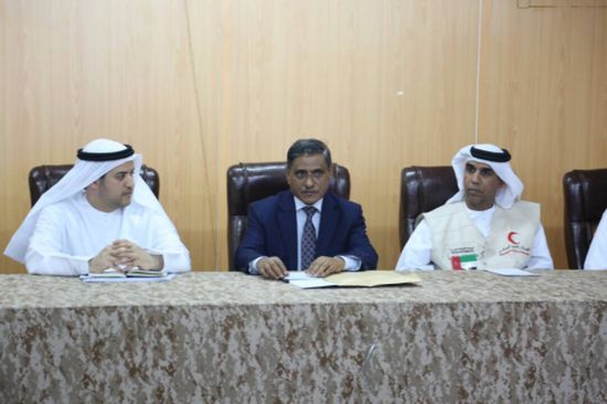 لجنة إماراتية تطلع على احتياجات محافظة حضرموت من الطاقة الكهربائية