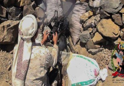 الجيش اليمني يتقدم شمال وغرب تعز.. ويدك أوكار الحوثي