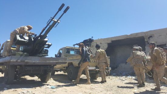 صعدة..الجيش اليمني يسيطر على مرتفعات استراتيجية بمندبة