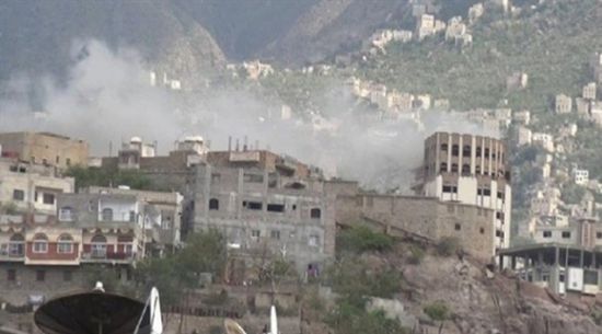 ميليشيات الحوثي تقصف أحياء سكنية في حيس