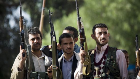 ‏‫‬الحوثيون يقيلون أنصار صالح من مناصبهم
