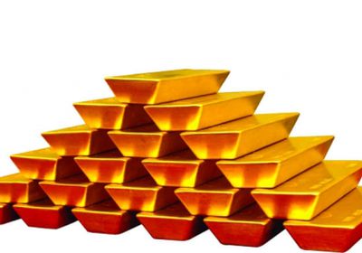أسعار الذهب تتّجه لأكبر مكسب في عامين