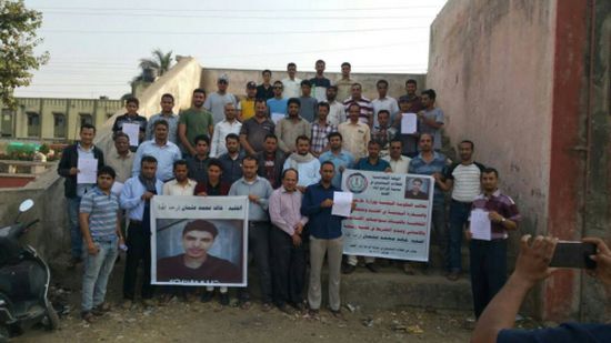 وقفة احتجاجية للطلاب اليمنيين في الهند للتضامن مع قضية الطالب المتوفي #خالد_عثمان 
