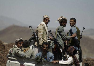 الحوثيون يستحدثون معسكرا تدريبيا بعنس ذمار 