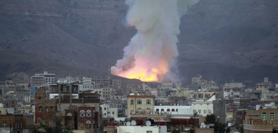 مقاتلات التحالف تفشل محاولات حوثية لنقل صورايخ من مخازن النهدين في صنعاء