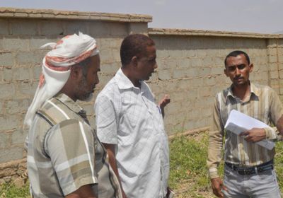 مدير  الصحة بالمهرة يتفقد المراكز الصحية بمنطقتي يروب والفيدمي