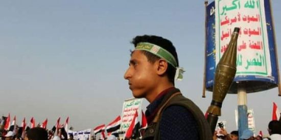 الحوثي يخطط لإجبار العسكريين على العودة للخدمة تحت إمرته