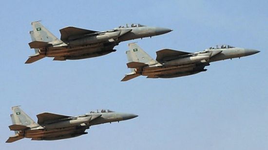 طيران التحالف العربي يستهدف مواقع حوثية في العاصمة صنعاء 