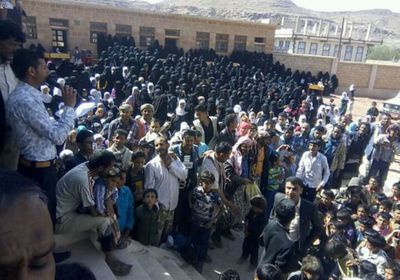 مدرسة الشهيد صالح محمد بمريس تكرم طلابها الأوائل والمبرزين للفصل الدراسي الأول