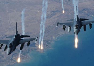 طيران التحالف يدمر 4 صواريخ بالستية بمدينة الجراحي ويساند مدفعية المقاومة في دك مواقع المليشيات شمال حيس وشرق الهاملي