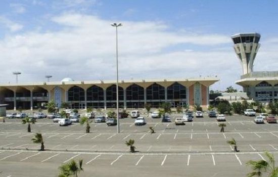 مطار عدن يضبط متهما باختلاس أموال عامة