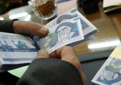 الاقتصاد الإيراني يتراجع.. والعملة بالحضيض
