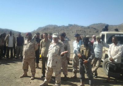 محافظ الضالع يتفقد سير الجاهزية القتالية للواء 33 مدرع في معسكر الجرباء