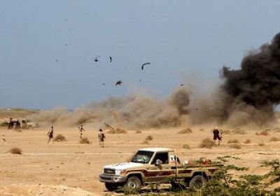 عشرات القتلى والجرحى من مليشيات الحوثي في مواجهات مع قوات العمالقة وغارات لطيران التحالف في الساحل الغربي